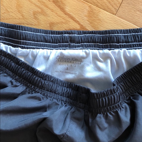 Calvin Klein Running Shorts - Picture 2 of 3